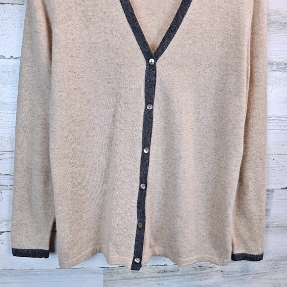 VTG Casual Corner Womens Lambswool Angora V-Neck Cardigan Large Beige Grunge 90s - Picture 8 of 12